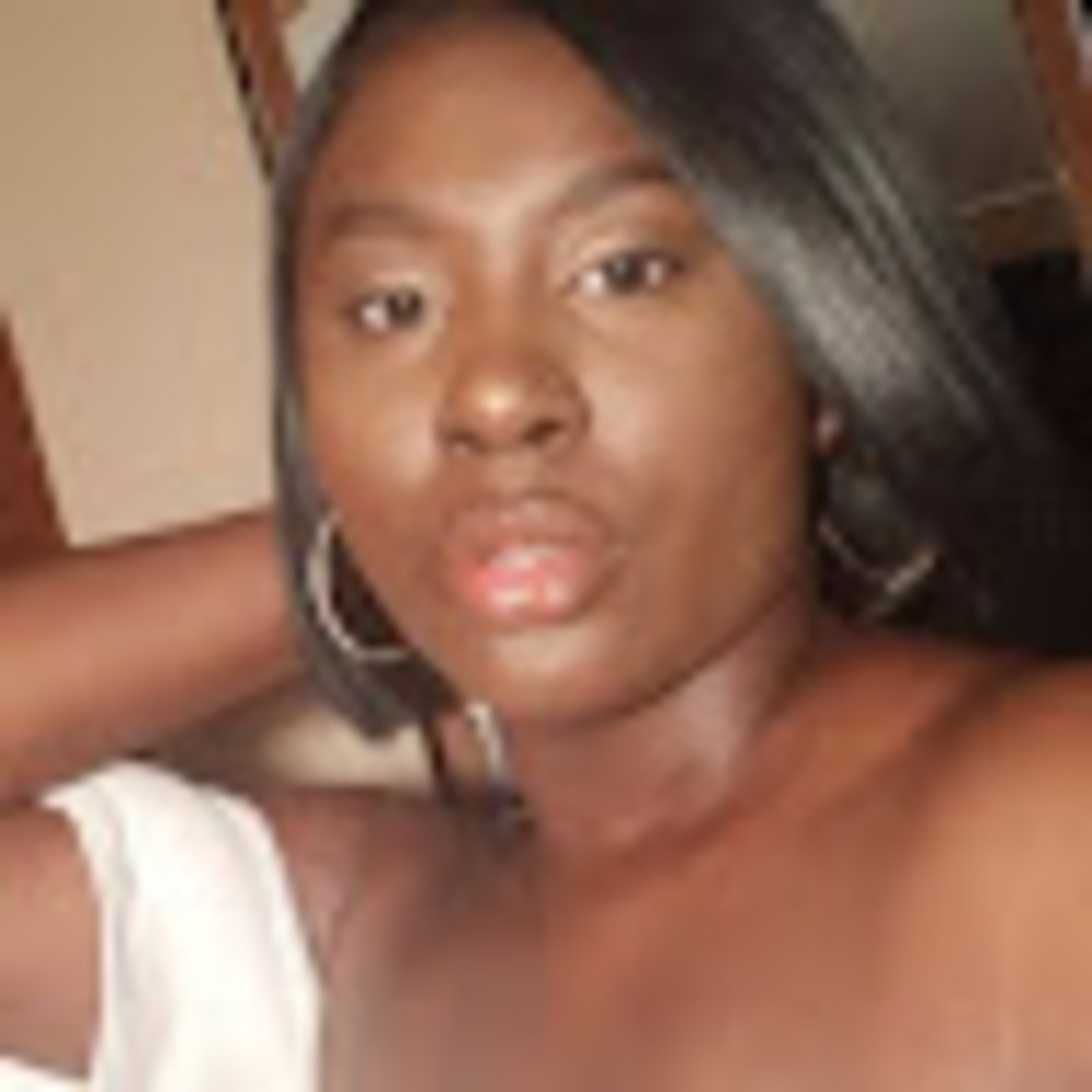 Meet your Posher, Sahira